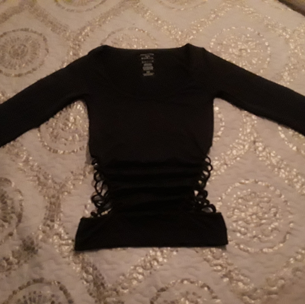 Top - Picture 3 of 3